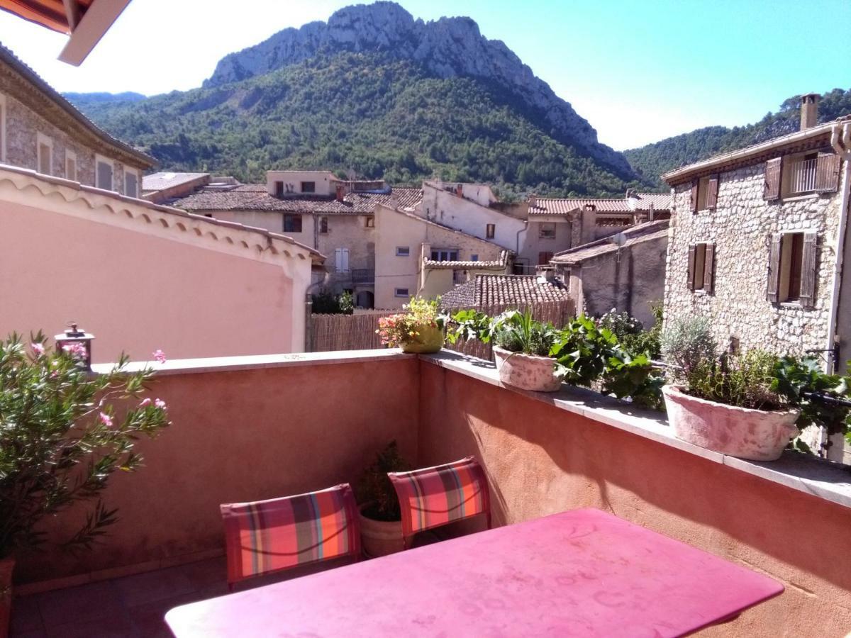La Maison Derriere La Fontaine Buis-les-Baronnies Zewnętrze zdjęcie